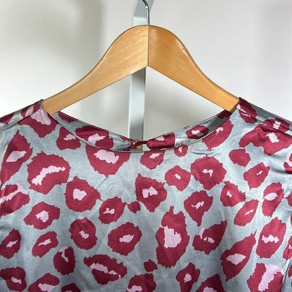 TRACY NEGOSHIAN Women’s Ana Leopard Print Shift Dress Gray/Pink/Red Size Medium